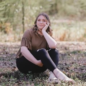 Meet your Posher, Maci karoline